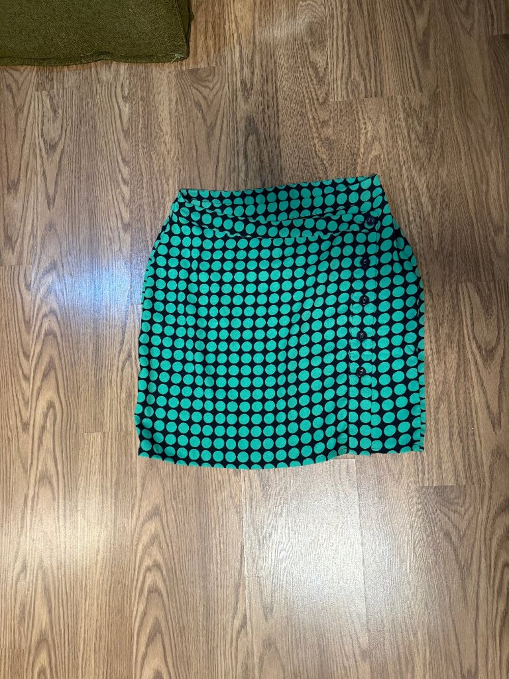 Vero Moda Dot Skirt Size L